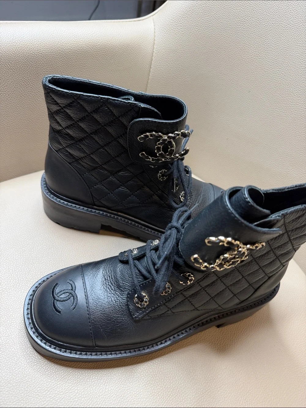 CHANEL Black Quilted Leather Lace-Up Ankle Boots with Chain CC Accent - Picture 5 of 7